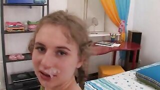 მშვენიერი ბიუსტი ჩიკ ...